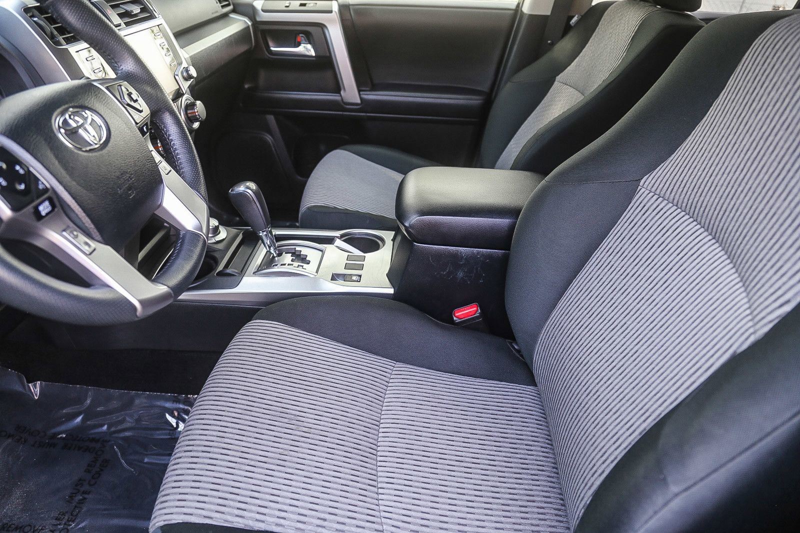 Used 2024 Toyota 4Runner SR5 AWD/4WD image 17