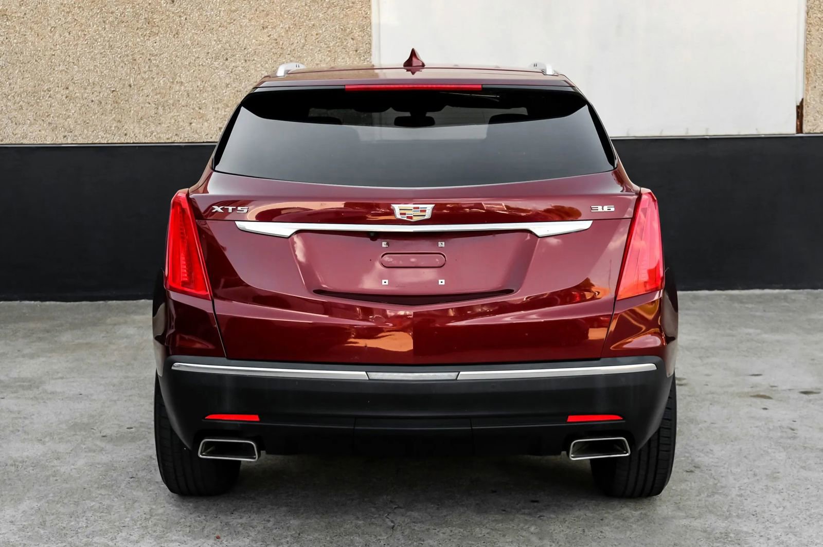 Used 2018 Cadillac XT5 FWD image 12