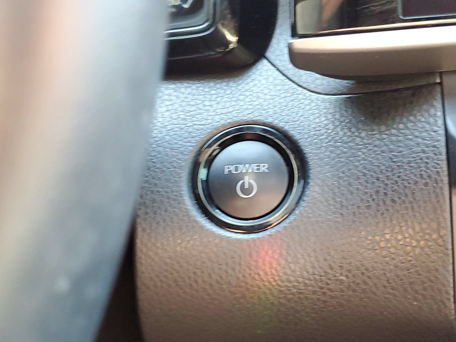 Used 2025 Toyota Camry XSE FWD image 30
