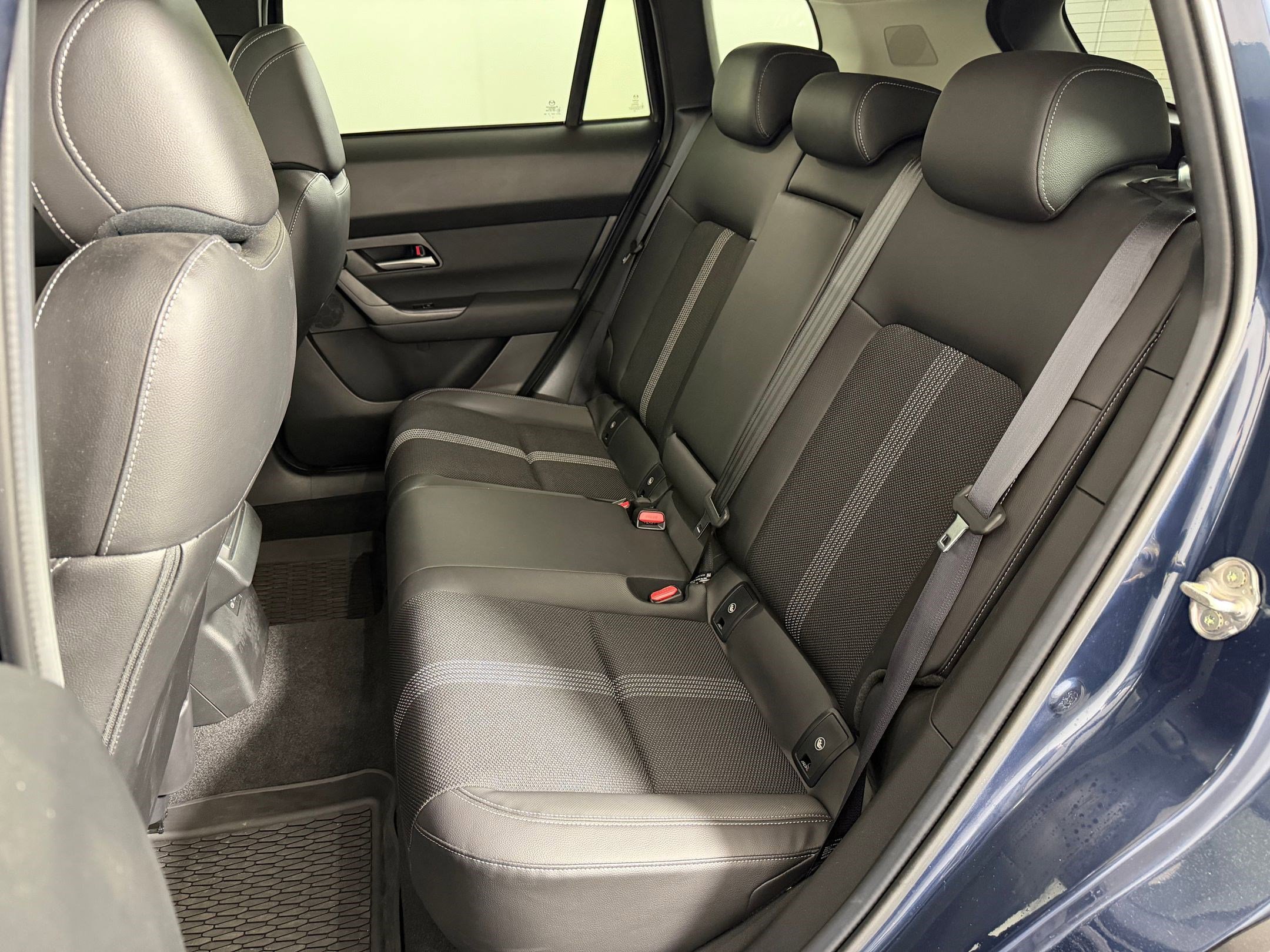 Used 2025 MAZDA CX-50 AWD 2.5 S w/ Cargo Package image 13