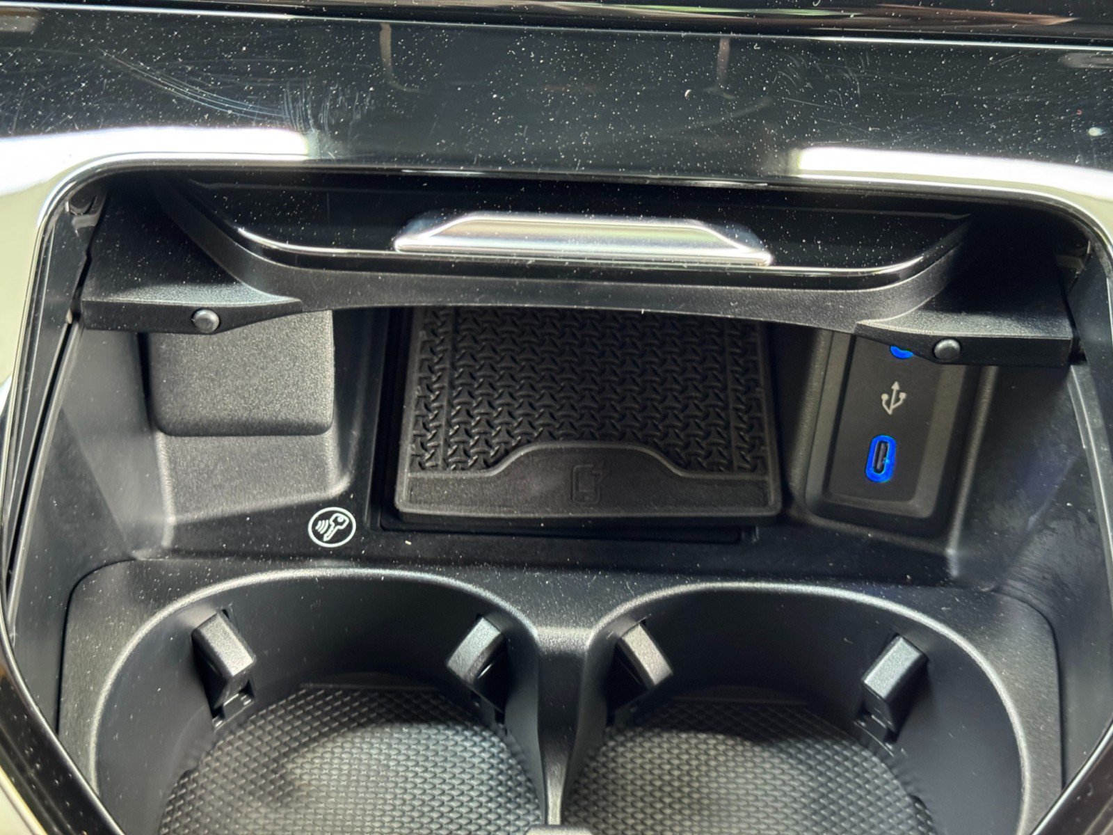 Used 2025 Mercedes-Benz AMG GT 43 image 39