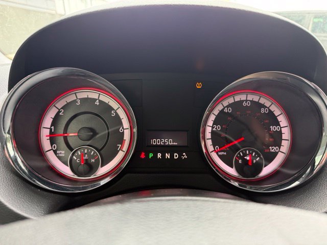 Used 2020 Dodge Grand Caravan SXT FWD image 17
