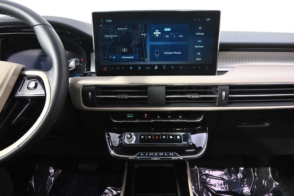 New 2026 Lincoln Corsair Premiere image 27