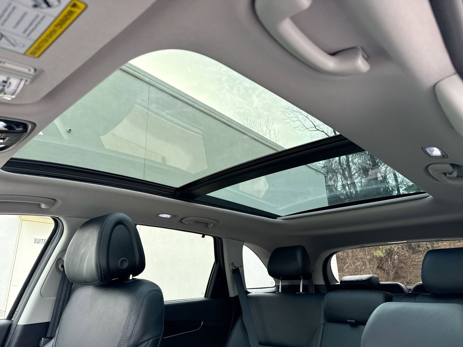 Used 2016 Kia Sorento EX w/ EX Touring Package image 23