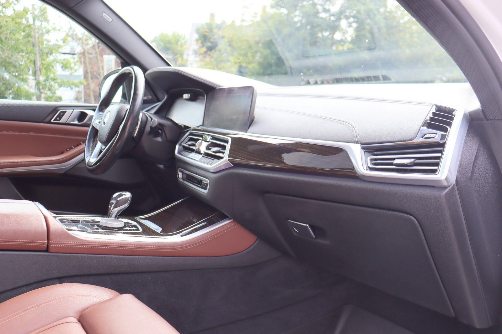 Used 2020 BMW X5 xDrive40i w/ Premium Package AWD/4WD image 19