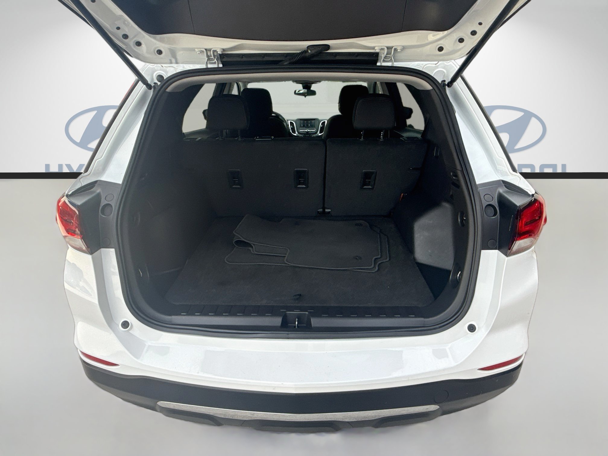 Used 2023 Chevrolet Equinox LT FWD image 24
