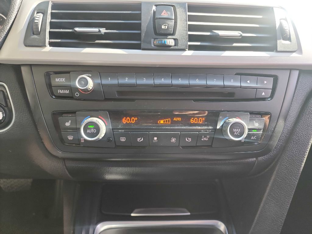 Used 2015 BMW 320i xDrive Sedan image 20