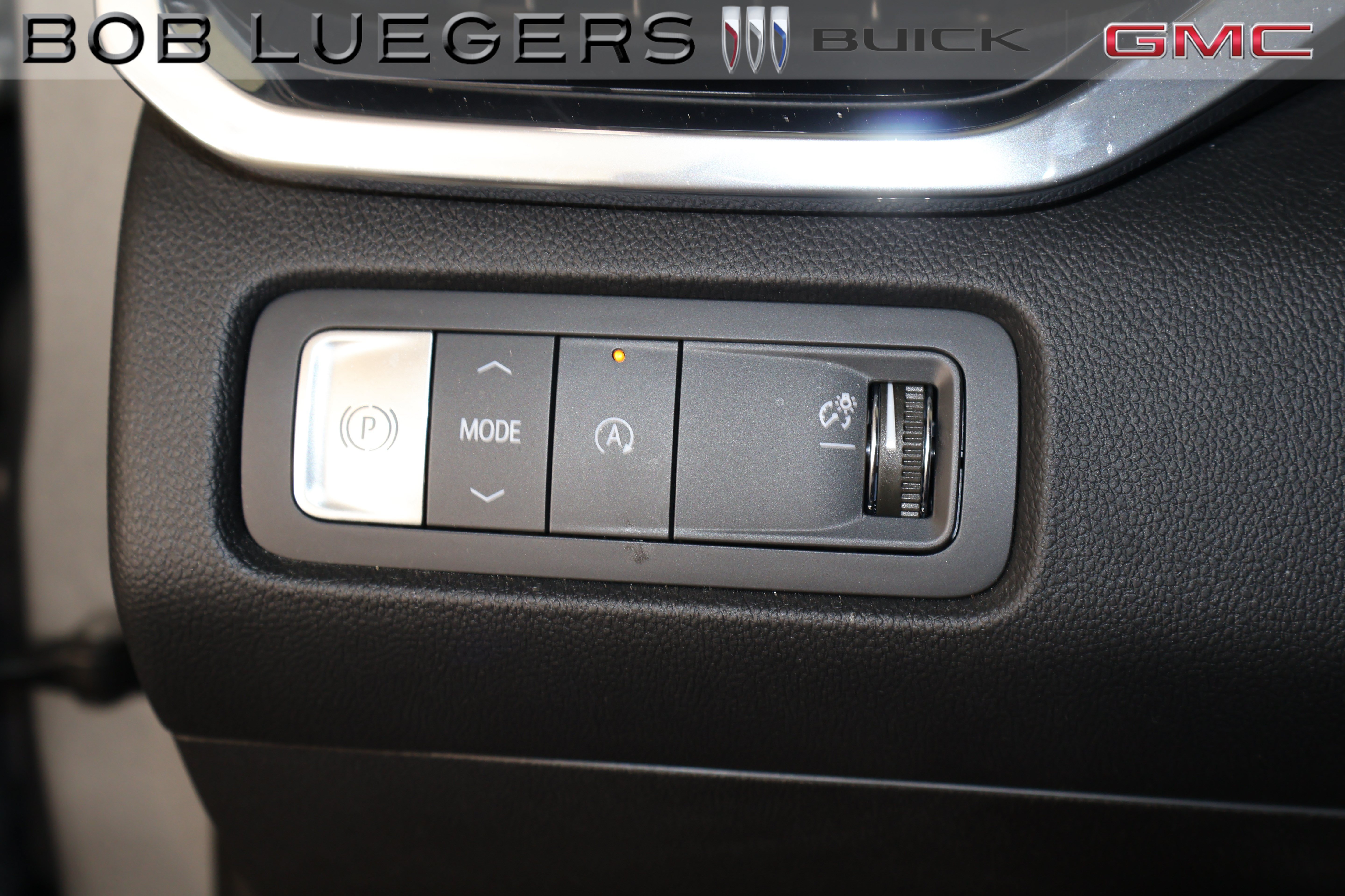 Certified 2024 GMC Acadia Elevation w/ Luxury Package FWD image 27