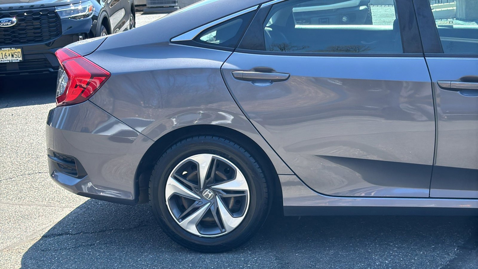Used 2019 Honda Civic LX image 9