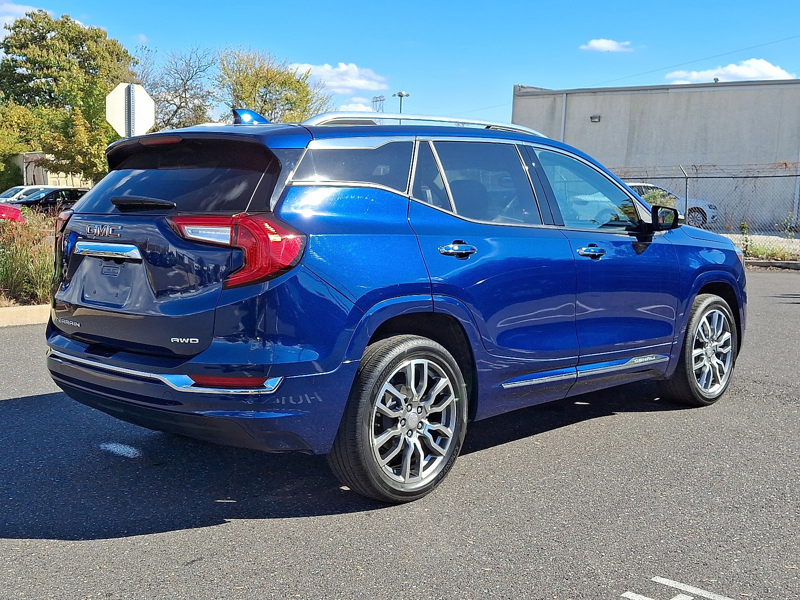 Used 2022 GMC Terrain Denali w/ LPO, 'HIT The Road' Package image 6