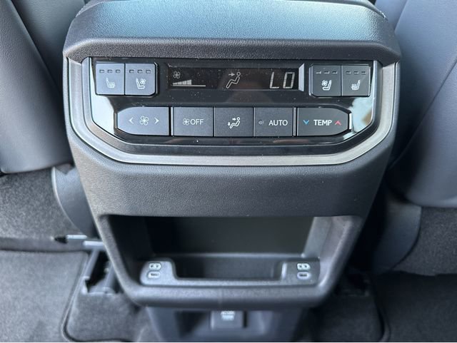 New 2026 Lexus TX 500h AWD image 14