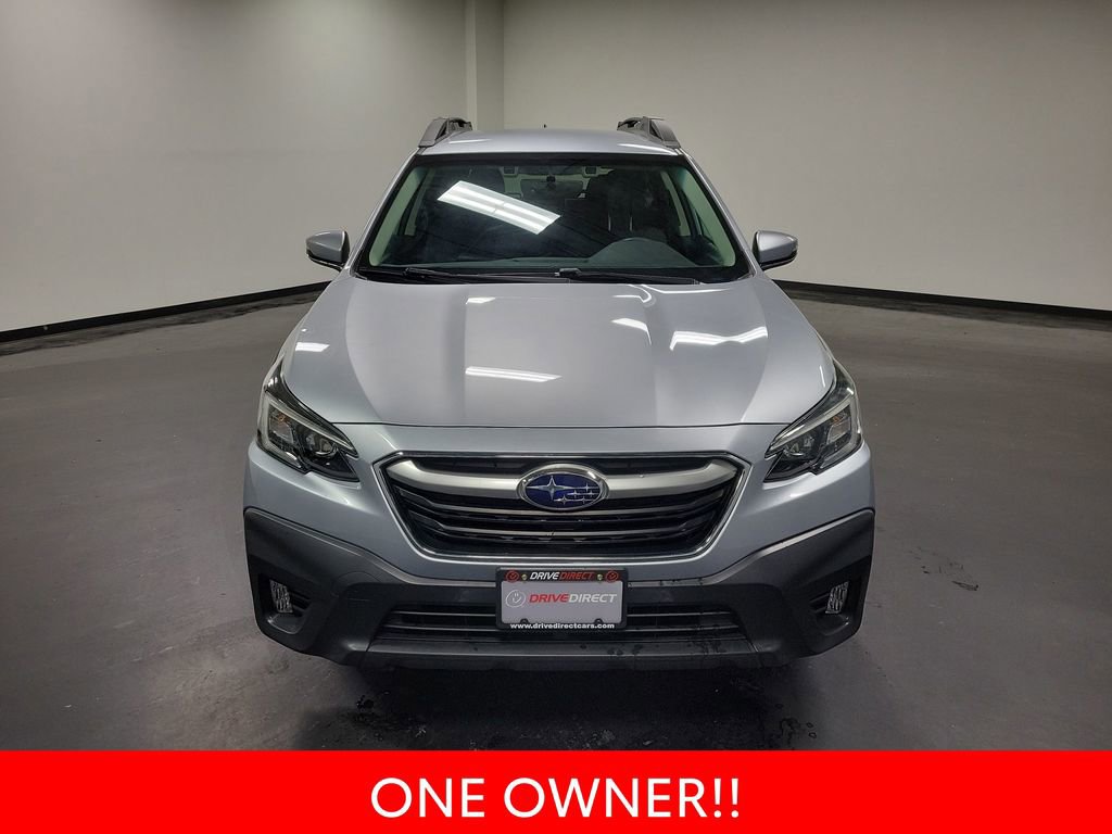 Used 2022 Subaru Outback Premium image 3