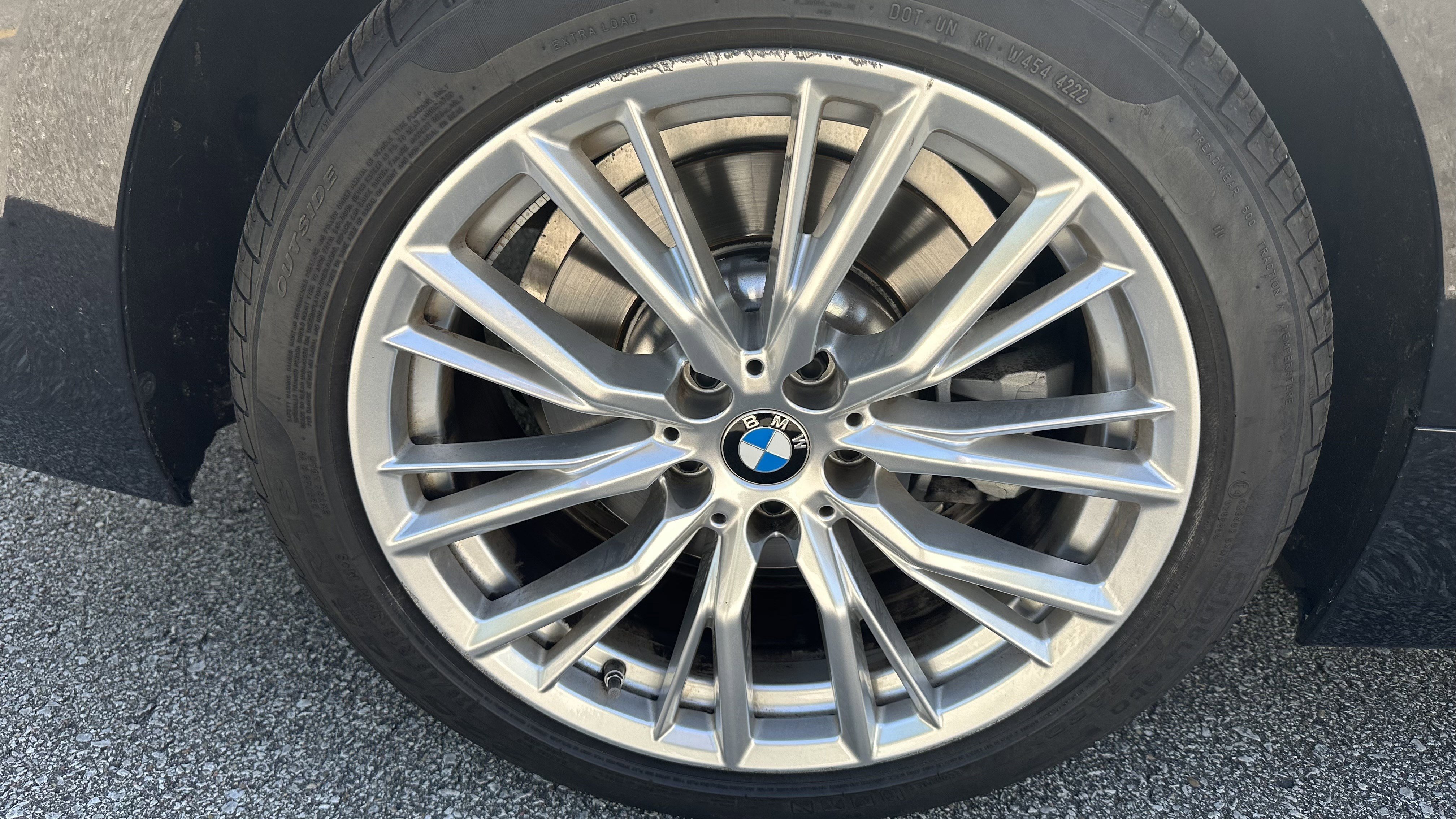 Used 2023 BMW 330i xDrive Sedan w/ Premium Package AWD/4WD image 14