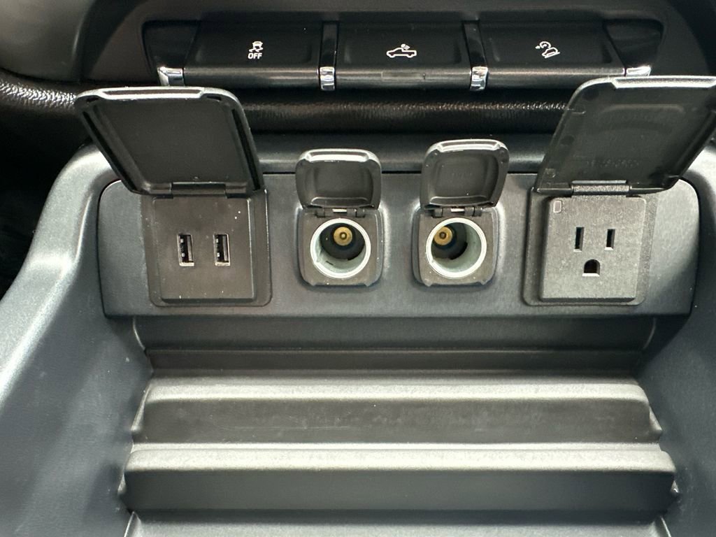 Used 2018 Chevrolet Silverado 1500 LT w/ All Star Edition image 17