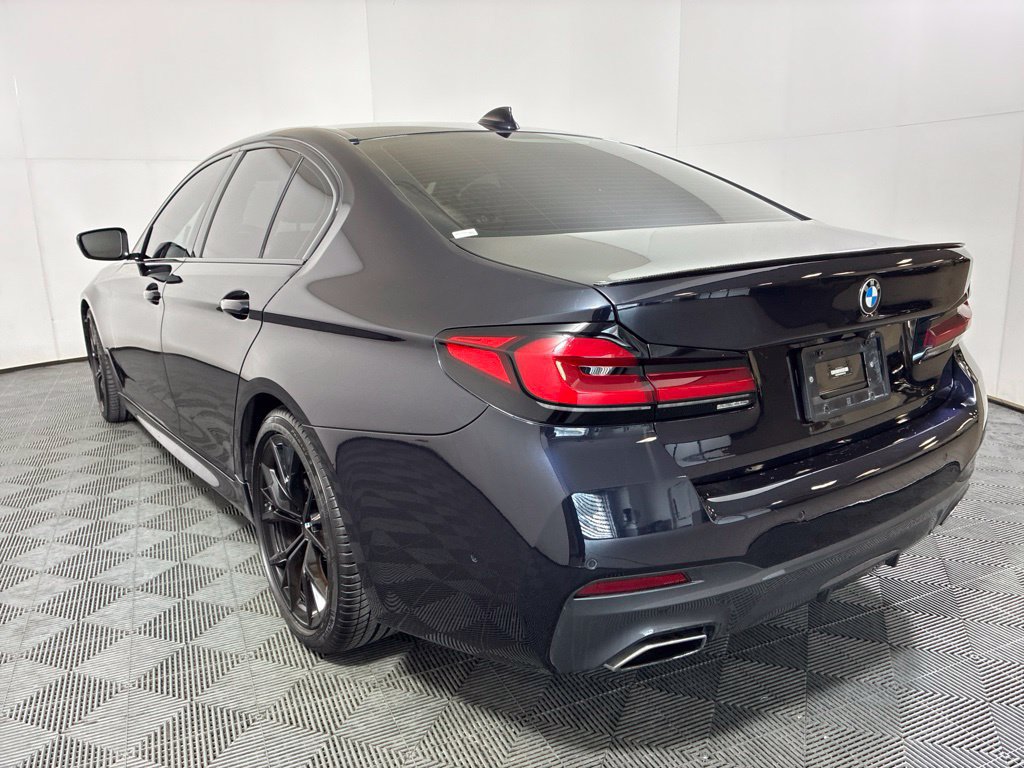 Used 2022 BMW 530i w/ M Sport Package RWD image 7