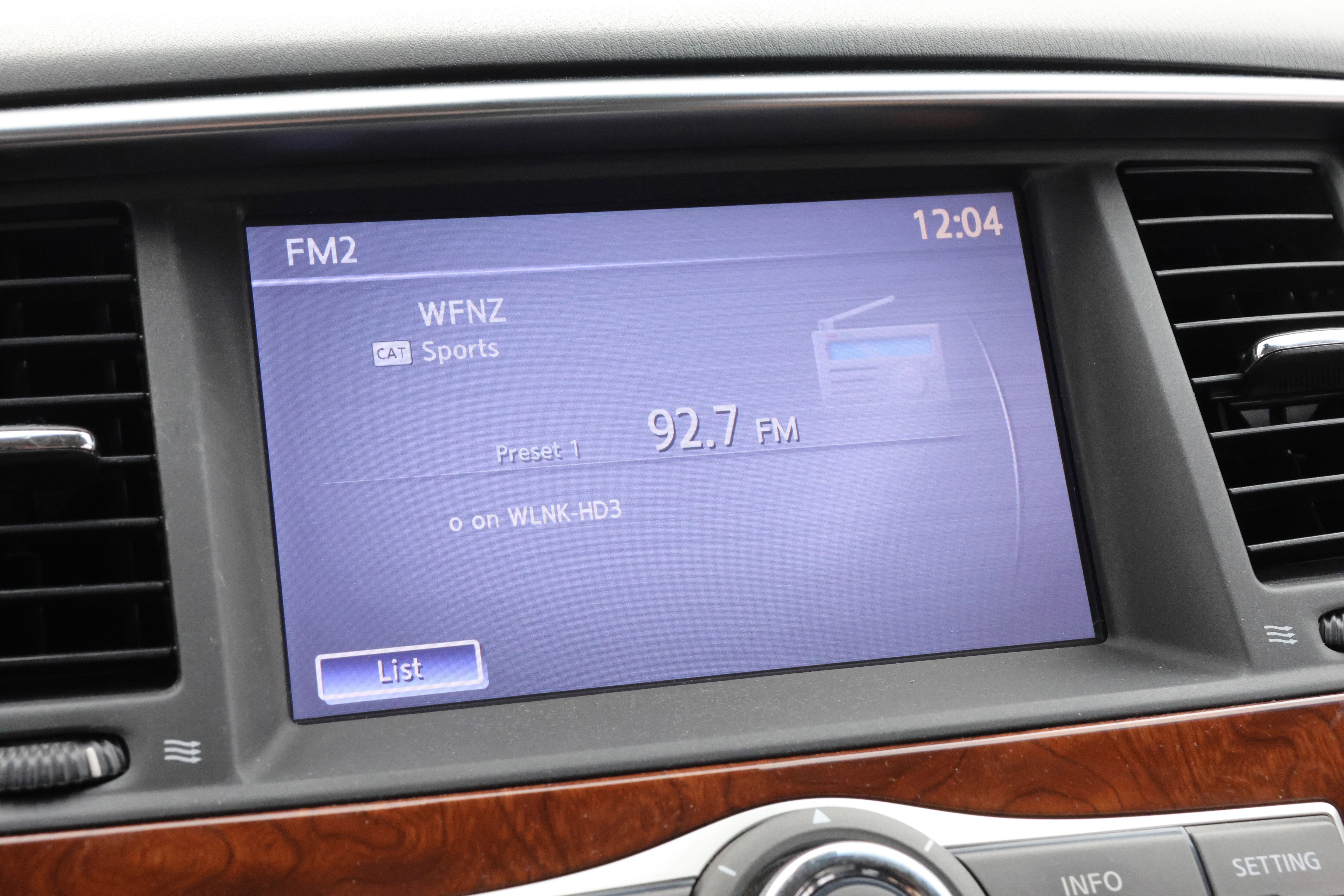 Used 2017 INFINITI QX80 2WD w/ Deluxe Technology Package image 23