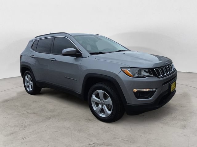 Used 2017 Jeep Compass Latitude w/ Popular Equipment Group AWD/4WD image 7