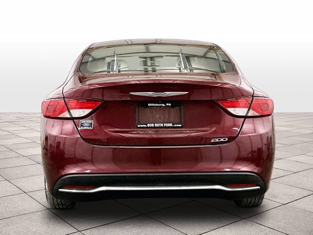 Used 2015 Chrysler 200 Limited FWD image 5