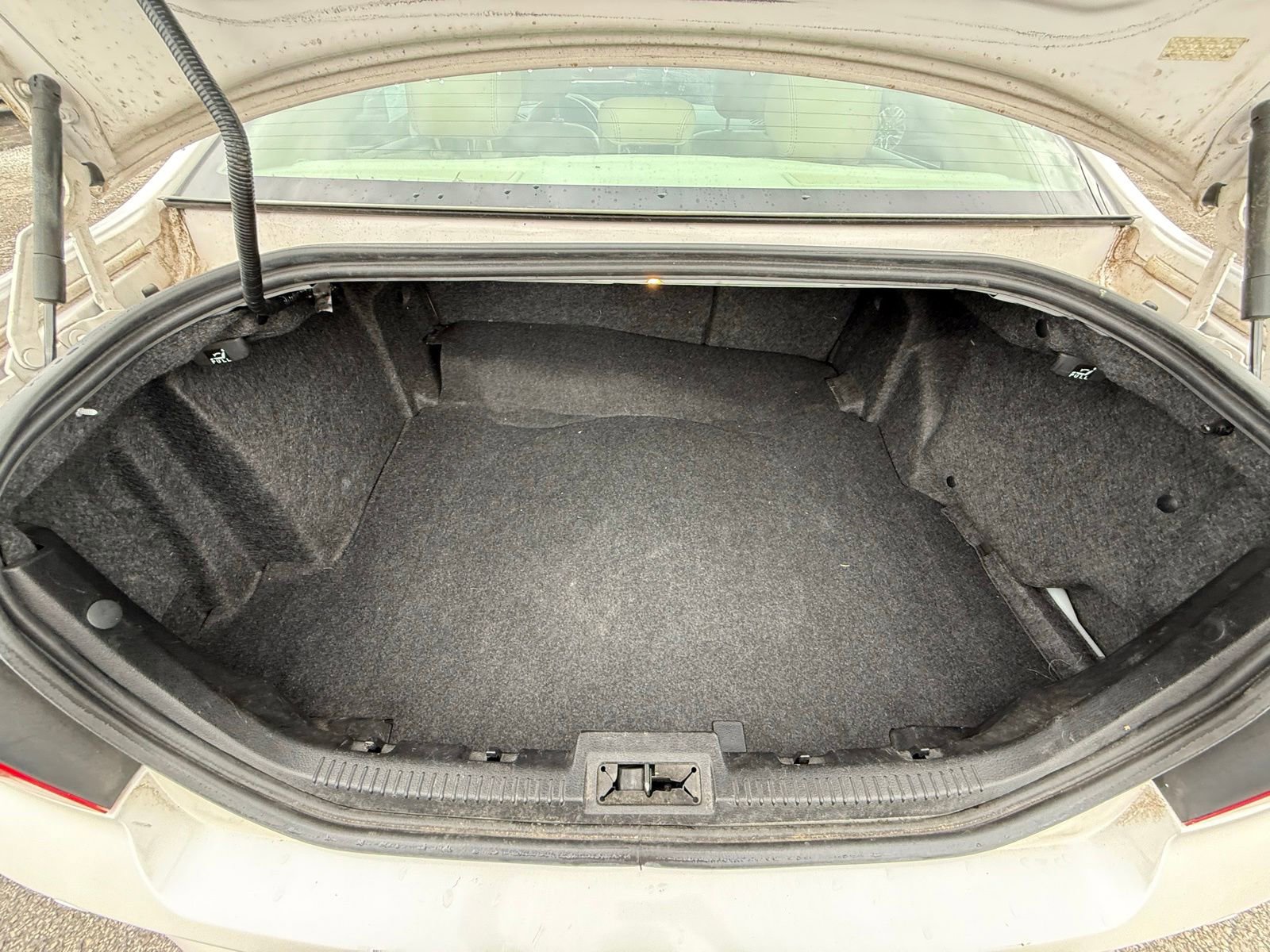 Used 2012 Ford Fusion SEL FWD image 24