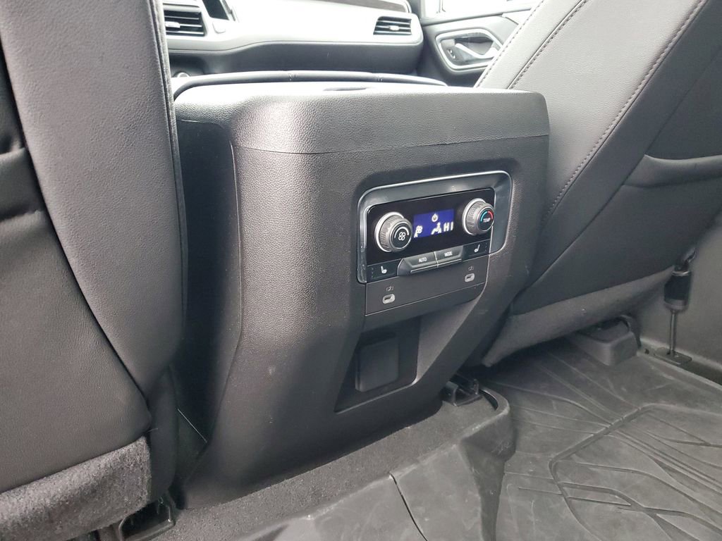 Certified 2024 Chevrolet Tahoe Z71 w/ Luxury Package image 33