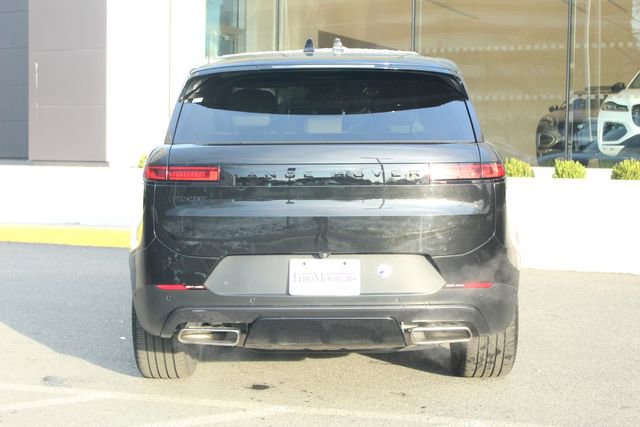Used 2024 Land Rover Range Rover Sport SE image 7