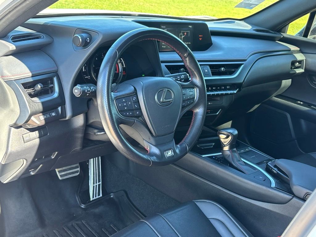 Used 2020 Lexus UX 200 F Sport w/ F Sport Premium Package image 11
