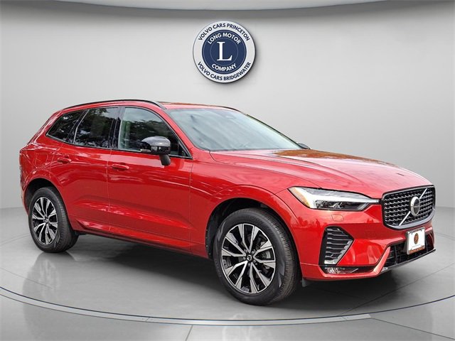 Used 2024 Volvo XC60 B5 Core w/ Climate Package