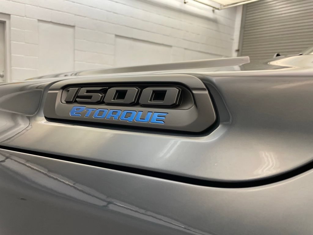 New 2026 RAM 1500 Tradesman AWD/4WD image 9