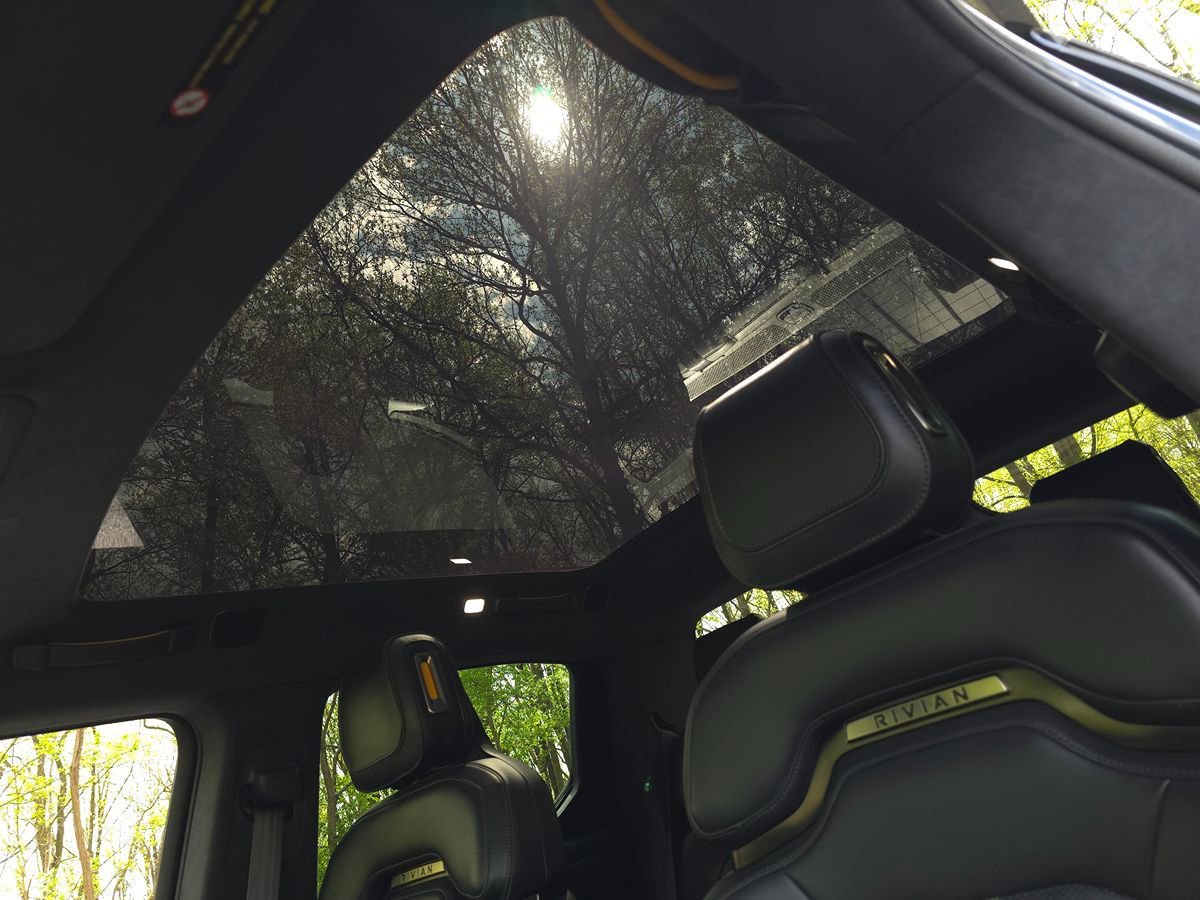 Used 2024 Rivian R1T Adventure AWD/4WD image 55