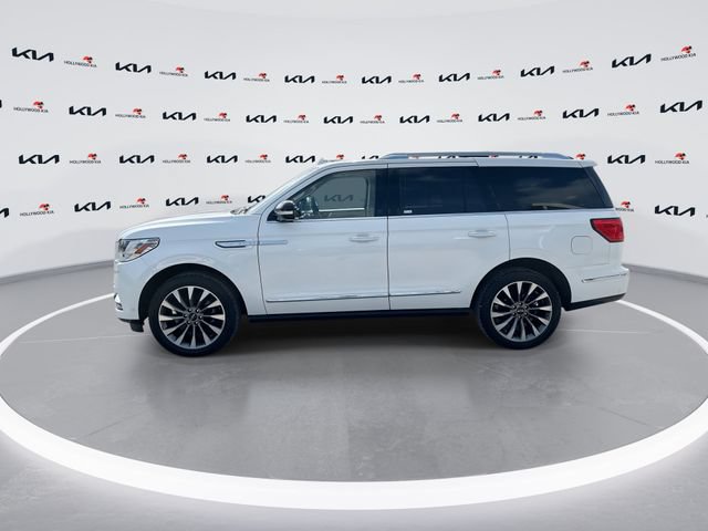 Used 2021 Lincoln Navigator Reserve w/ Luxury Package RWD image 5