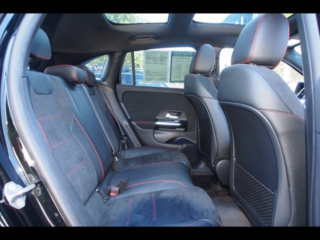 Used 2021 Mercedes-Benz GLA 250 4MATIC image 14