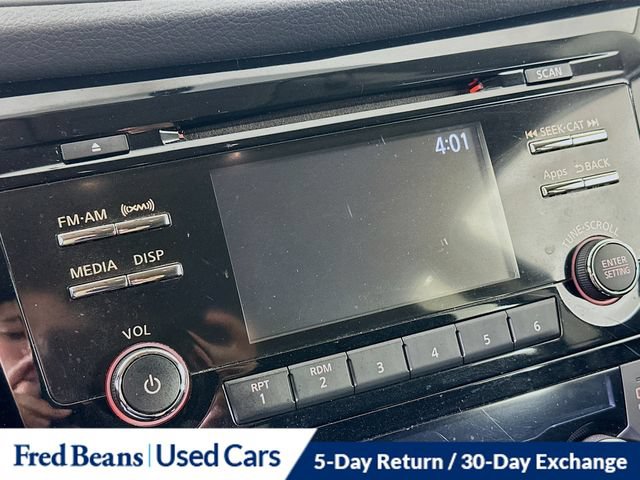 Used 2014 Nissan Rogue SV AWD/4WD image 20