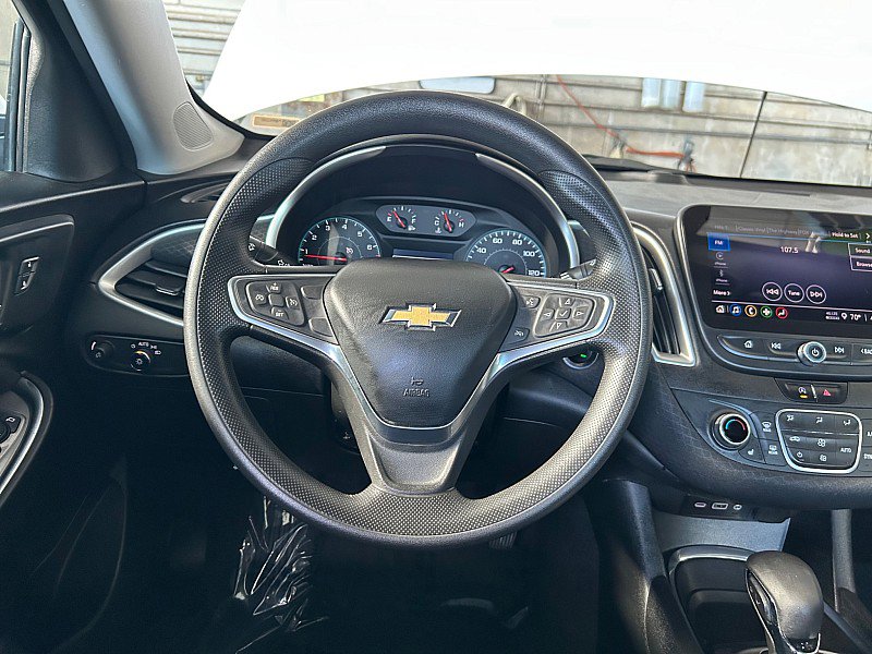Used 2022 Chevrolet Malibu LT FWD image 18