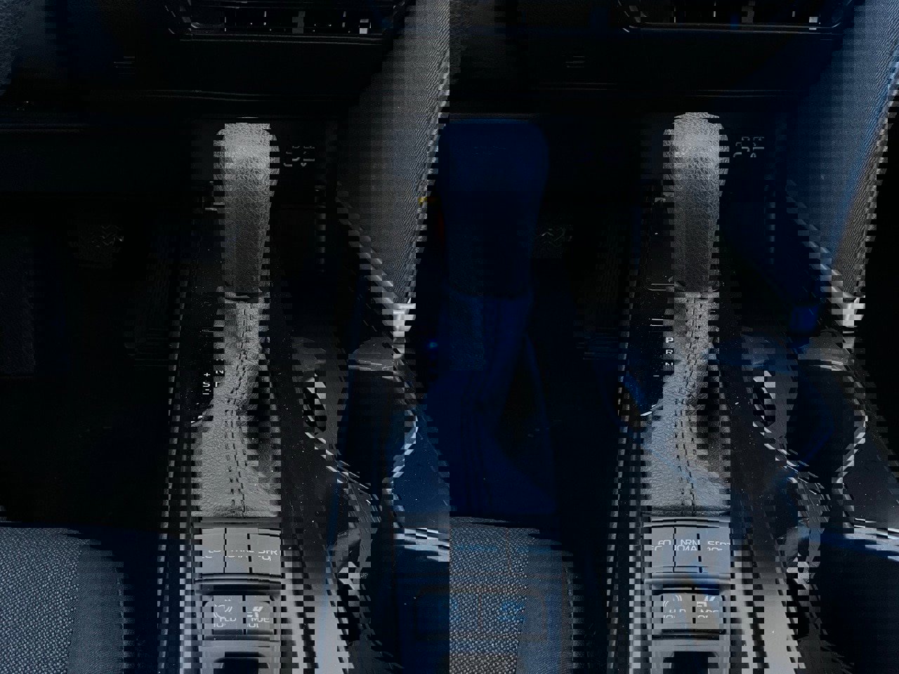 Used 2025 Toyota Camry LE image 23