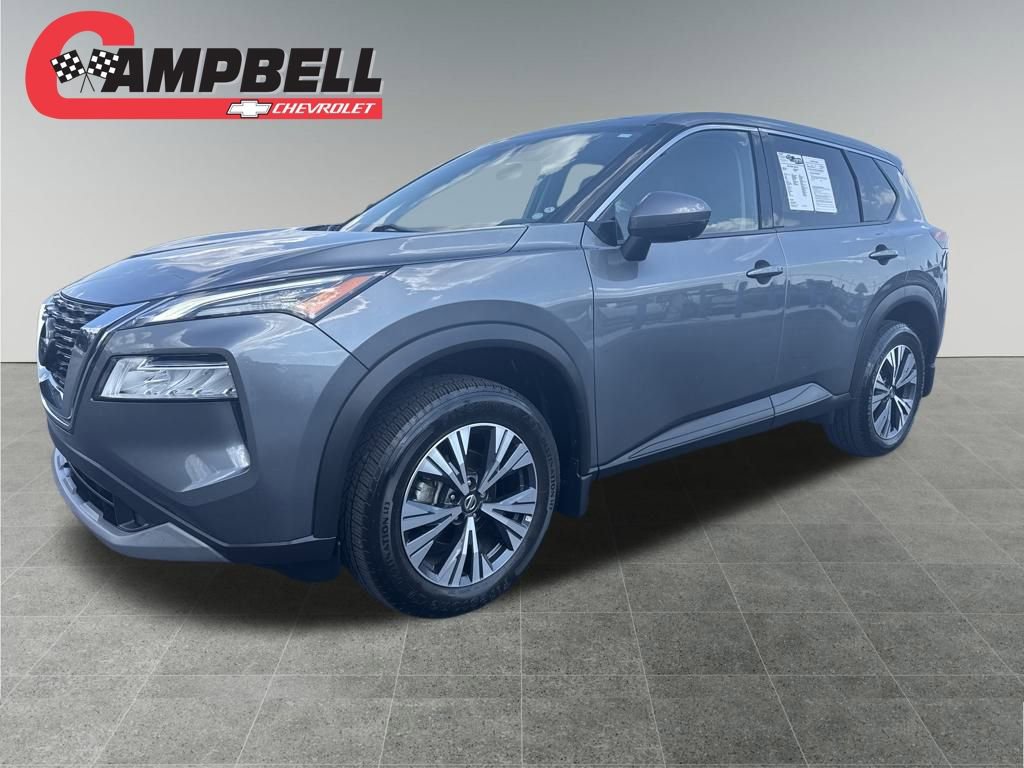 Used 2021 Nissan Rogue SV image 1