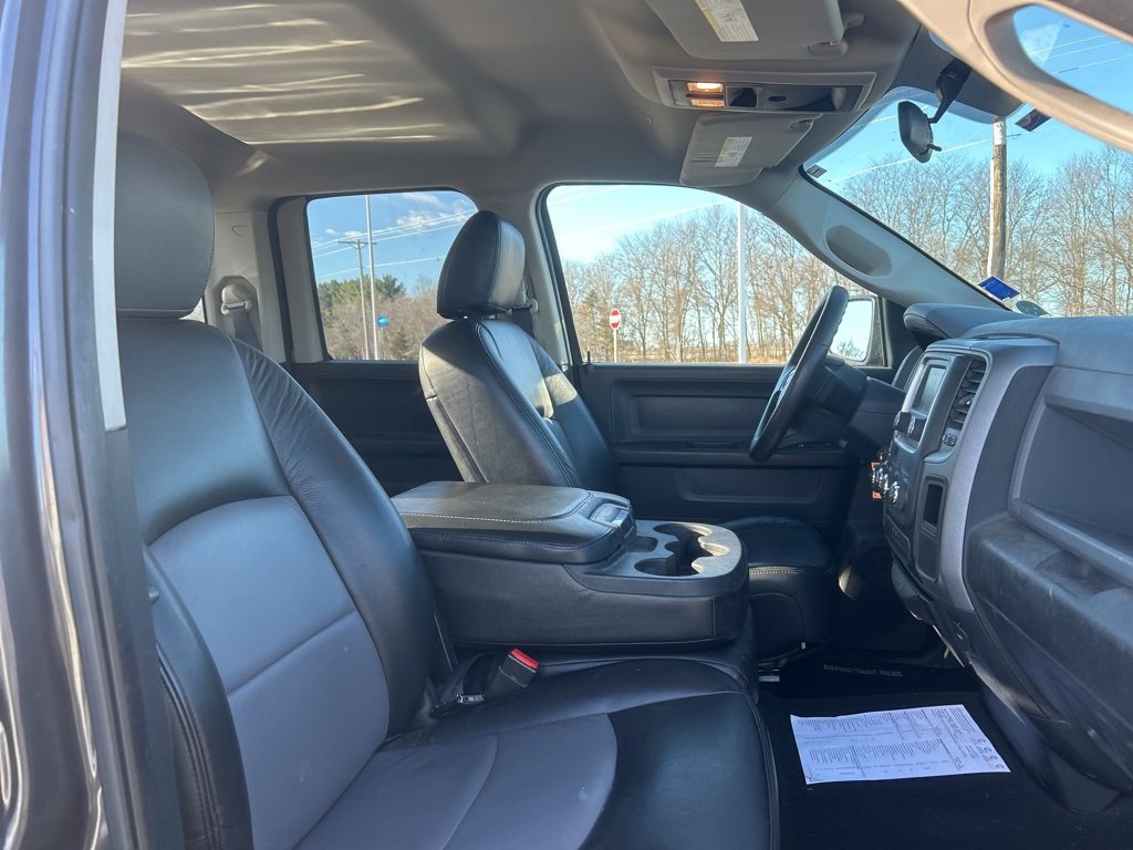 Certified 2017 RAM 1500 Express w/ Express Value Package image 7