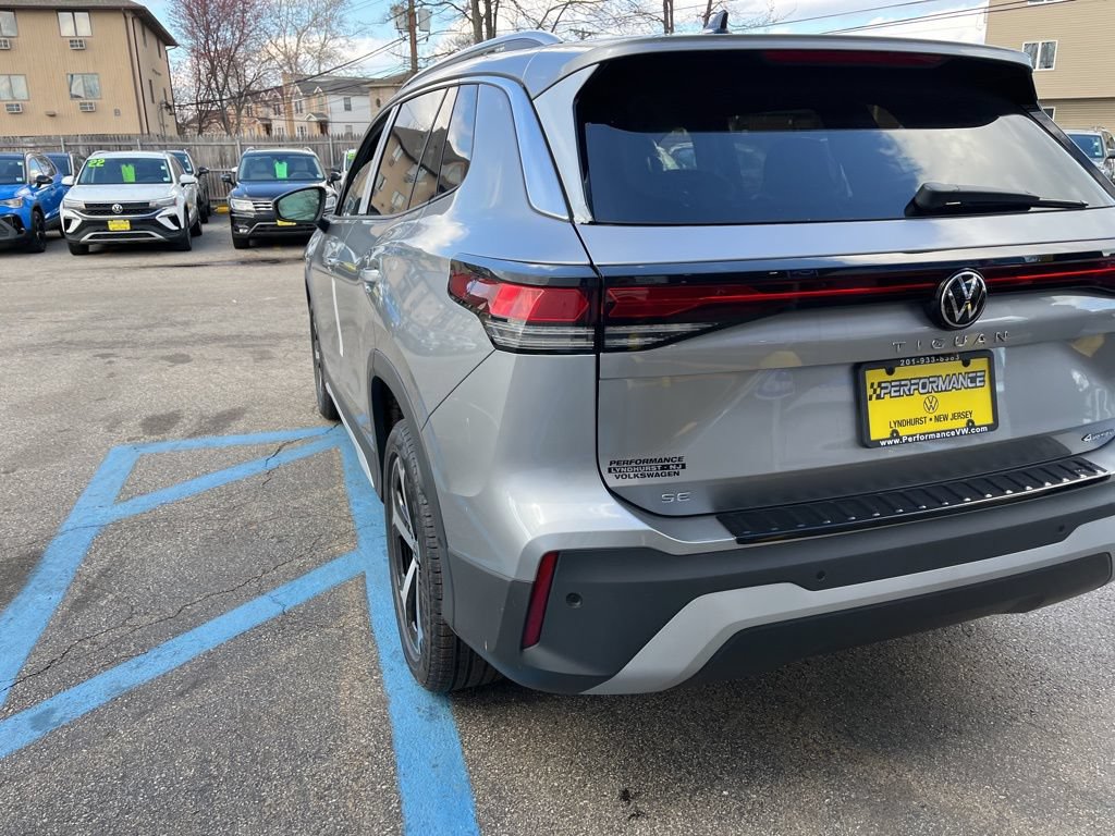 New 2026 Volkswagen Tiguan SE AWD/4WD image 8