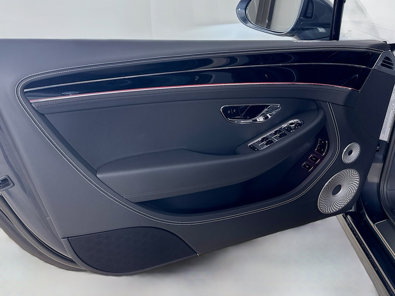 New 2025 Bentley Continental GT AWD/4WD image 18