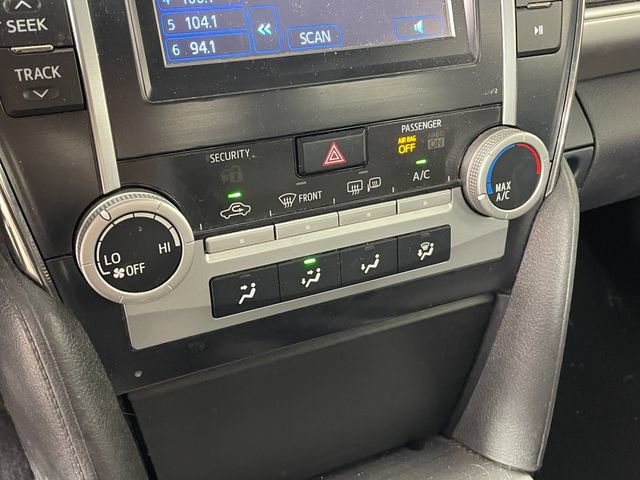 Used 2012 Toyota Camry SE FWD image 7