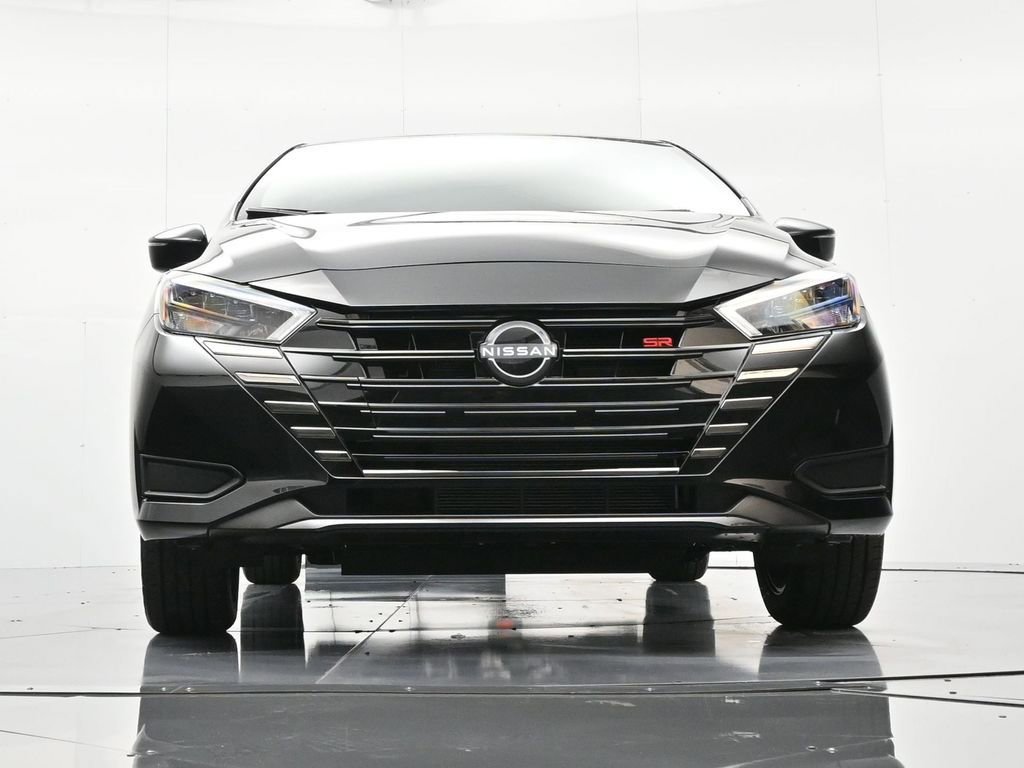 New 2025 Nissan Versa SR w/ Trunk Package FWD image 37