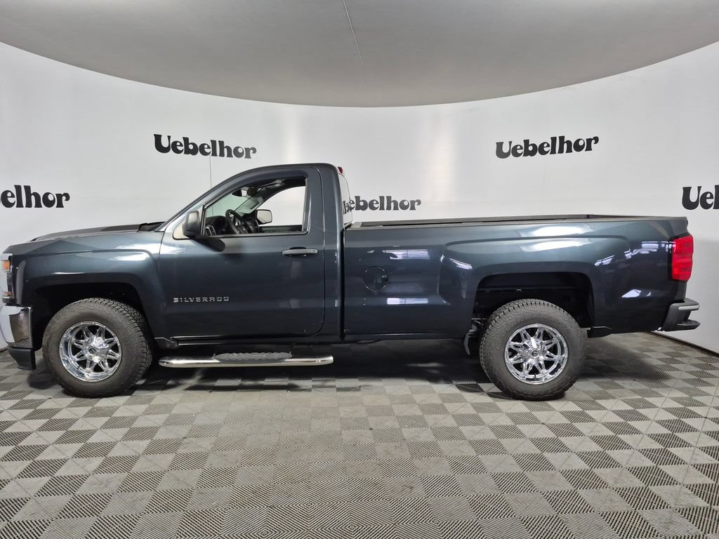 Used 2018 Chevrolet Silverado 1500 W/T w/ Chrome Bumper Package RWD image 4