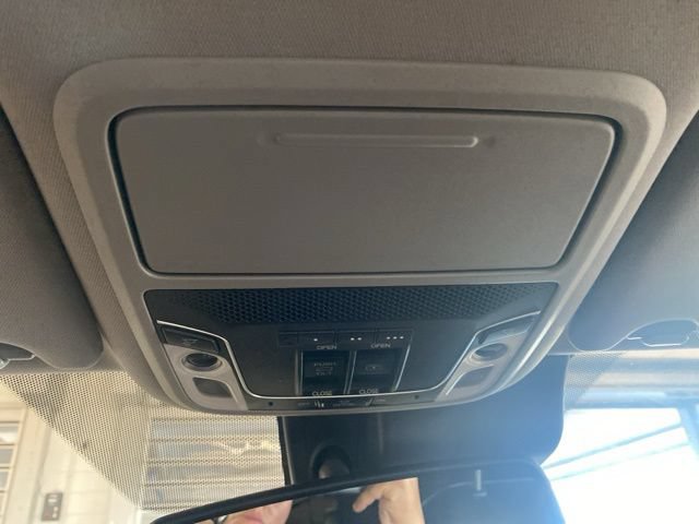Used 2016 Honda Pilot Elite image 20