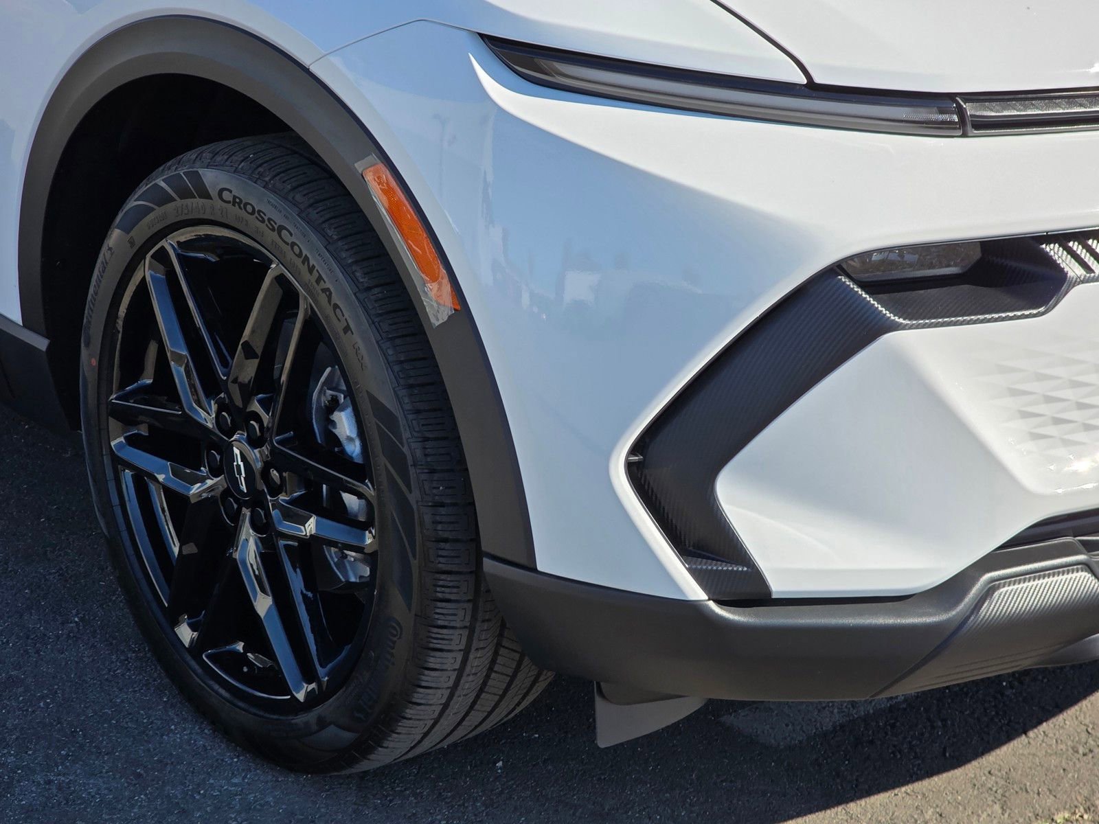 New 2026 Chevrolet Equinox EV LT w/ LPO, Blackout Package image 10