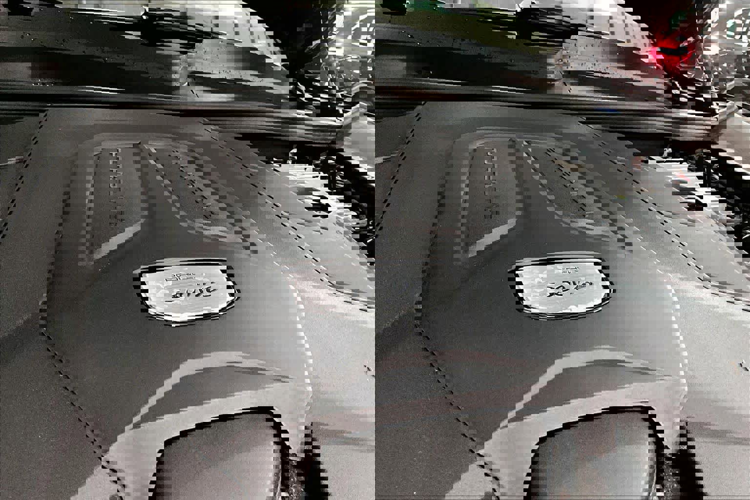 Used 2023 Porsche Cayenne image 30