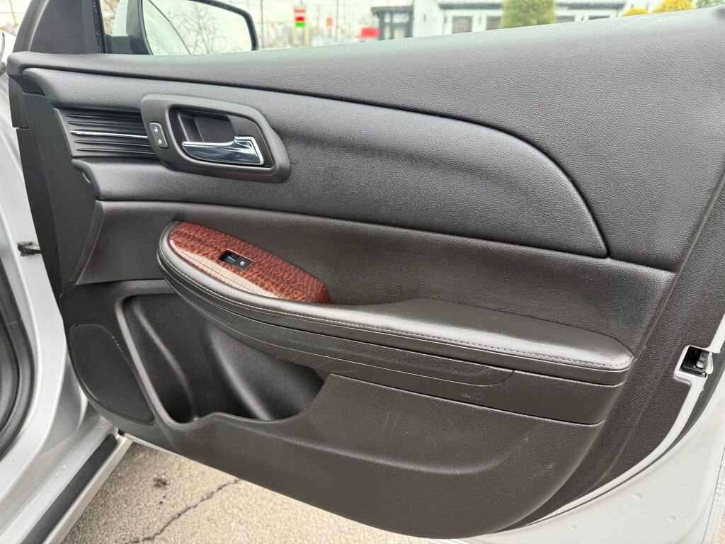 Used 2013 Chevrolet Malibu LTZ image 28