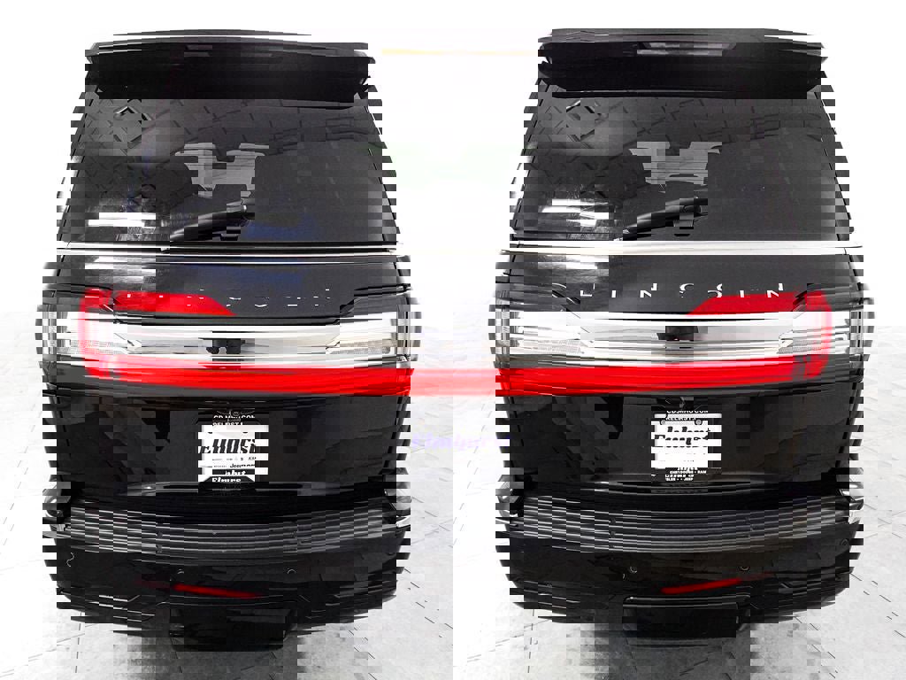 Used 2020 Lincoln Navigator Reserve image 5