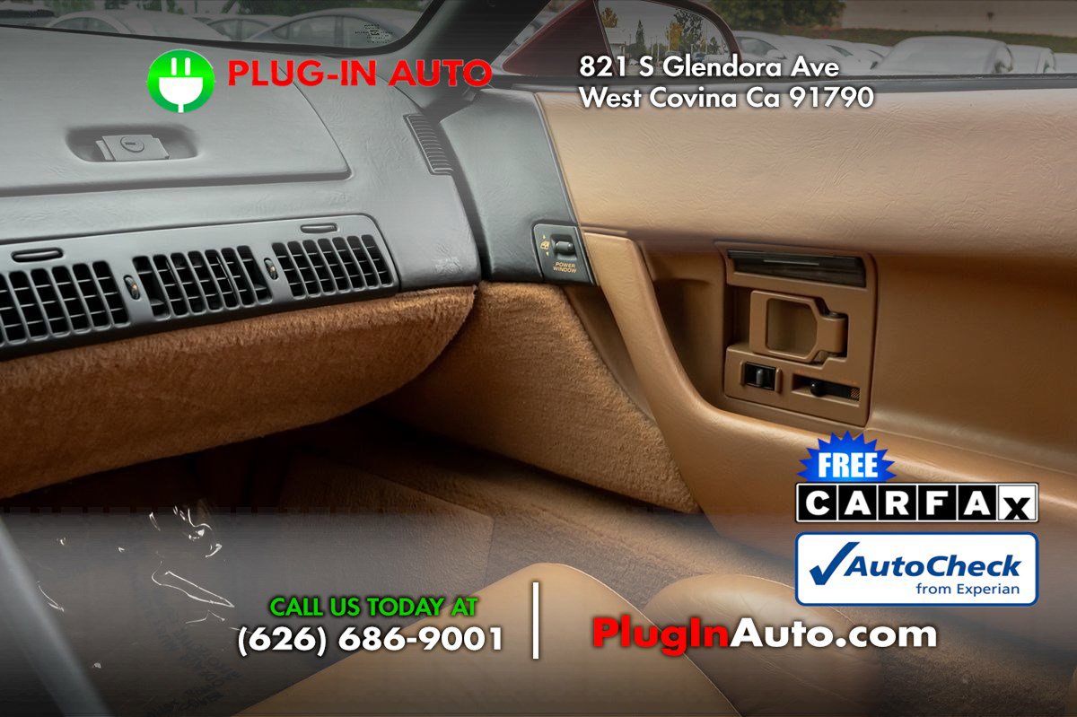 Used 1991 Chevrolet Corvette Coupe image 16