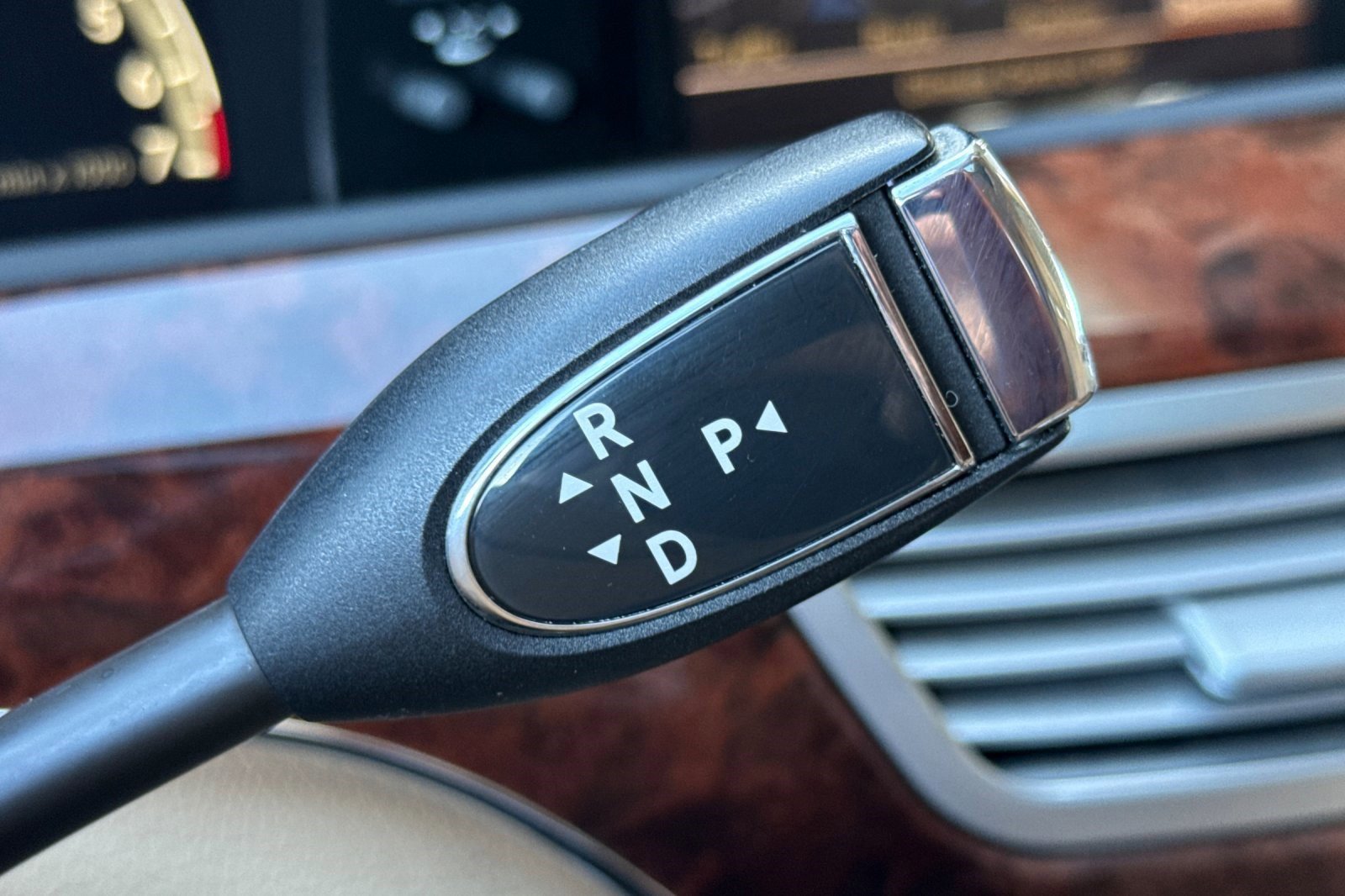 Used 2008 Mercedes-Benz S 550 image 16