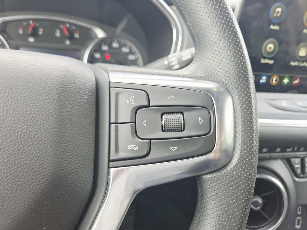 Used 2024 Chevrolet Blazer LT w/ Convenience Package FWD image 19