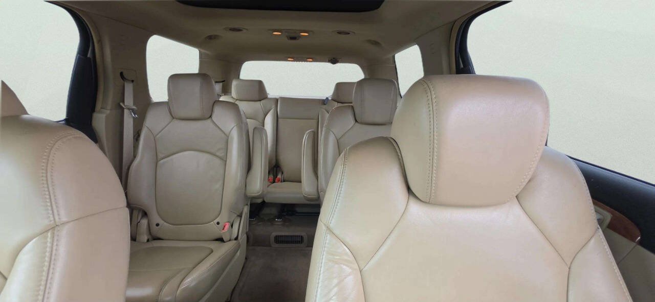 Used 2008 Saturn Outlook XR w/ Premium Trim Package FWD image 10